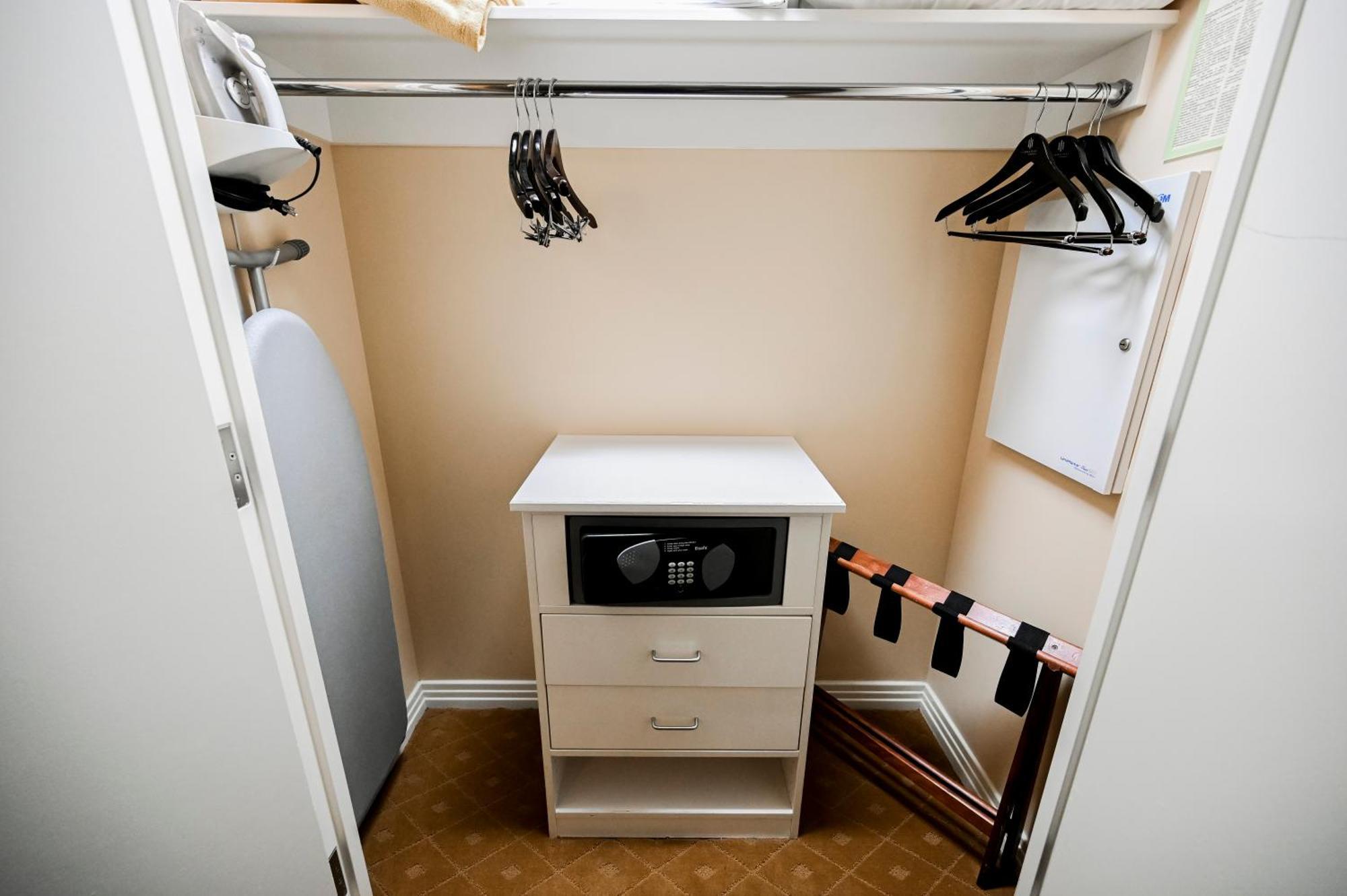 Stripviewsuites At Signature Лас-Вегас Номер фото