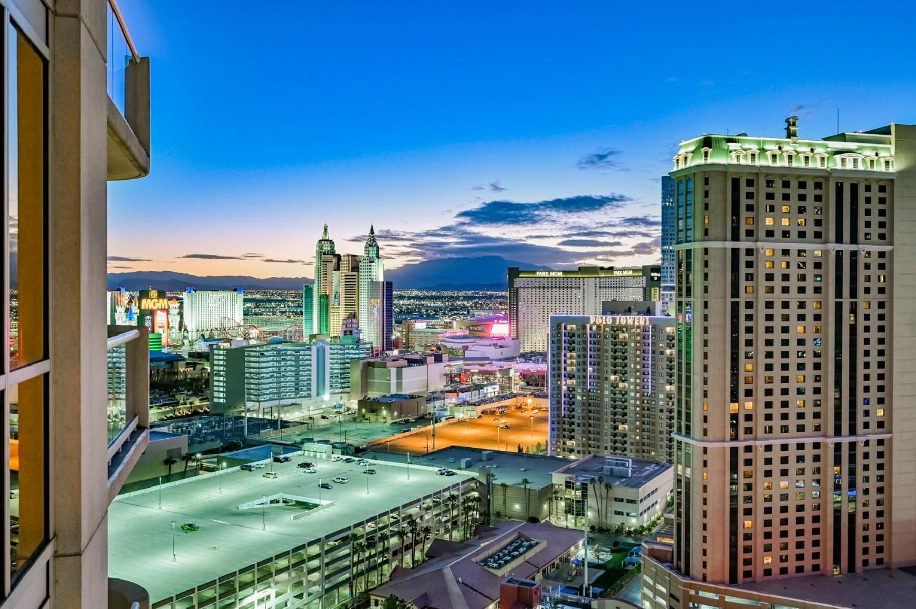 Stripviewsuites At Signature Лас-Вегас Номер фото