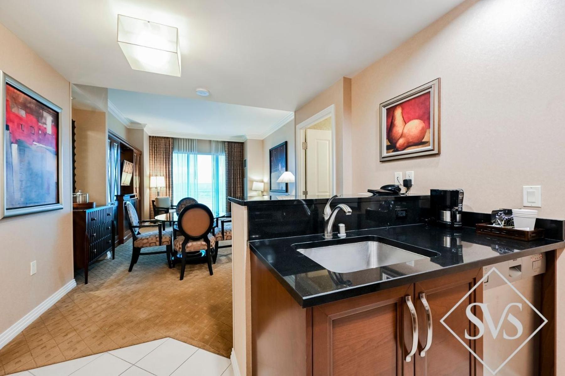 Stripviewsuites At Signature Лас-Вегас Номер фото